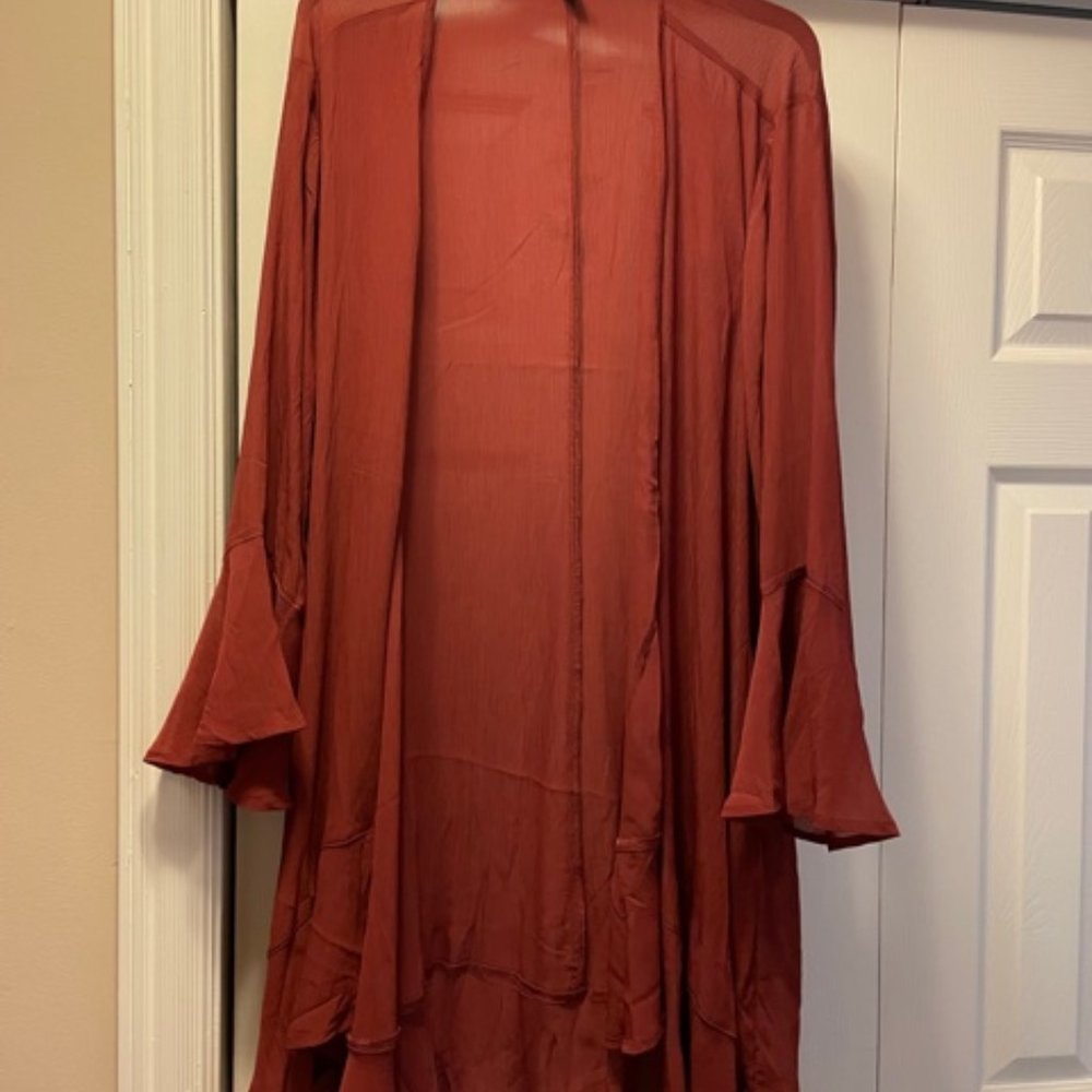Maroon duster